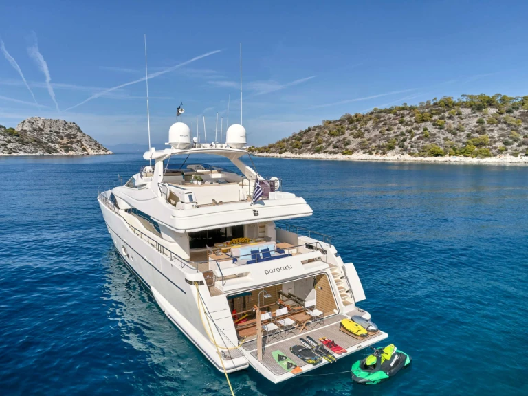 Wynajem łodzi Ferretti PAREAKKI w Ateny na SamBoat 