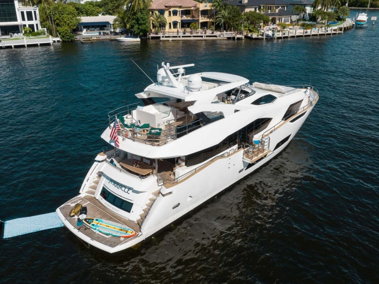 Wynajmij Luksusowy jacht z lub bez skippera Sunseeker w Fort Lauderdale
