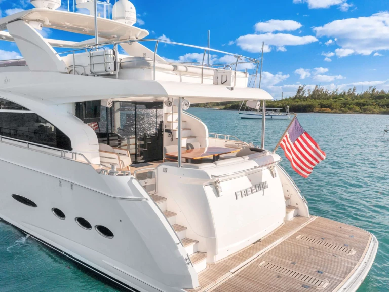 Princess, UK Freedom między profesjonalistami a osobami prywatnymi w Miami Beach