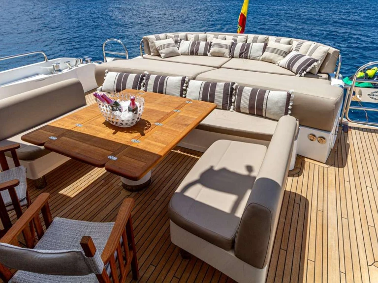 Wynajem Luksusowy jacht w Ibiza - Sunseeker BASAD