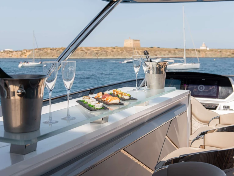 Wynajem Luksusowy jacht w Cannes - Sunseeker Wyldecrest