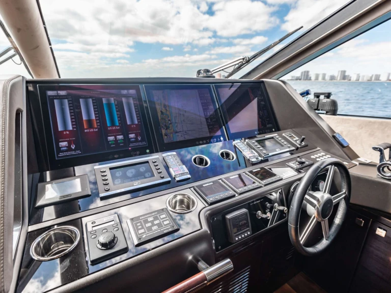 Wynajem w Boston- Sunseeker GOLDEN OURS na SamBoat
