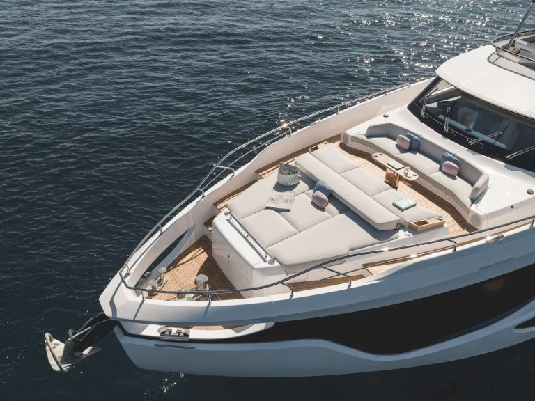 Wynajem Luksusowy jacht w Podstrana - Azimut First Horizon