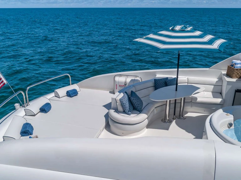 Wynajem łodzi Lazzara Finally-Aphrodite w Miami na SamBoat 