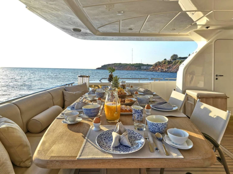 Wynajem w Ateny- Ferretti JULIE M na SamBoat