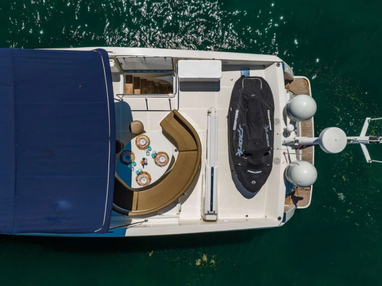 Wynajmij Luksusowy jacht z lub bez skippera Ferretti w Miami