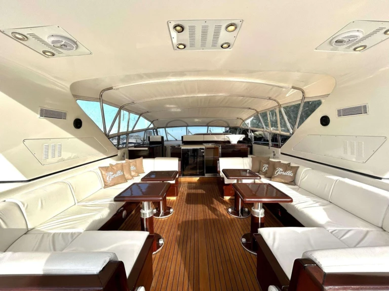 Wynajmij Luksusowy jacht z lub bez skippera Mangusta w Miami Beach