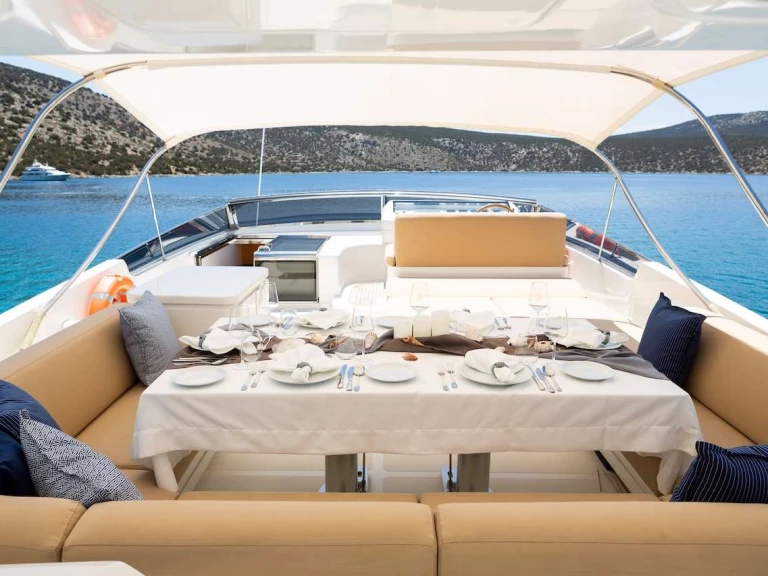Wynajem Luksusowy jacht San Lorenzo z patentem 