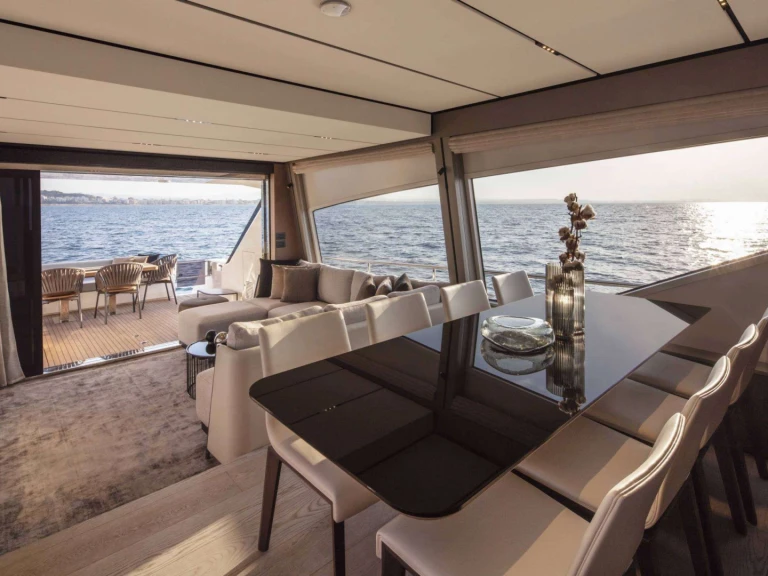 Wynajmij Luksusowy jacht z lub bez skippera Ferretti w Sorrento
