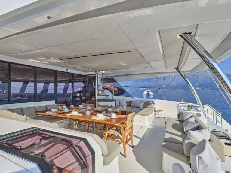 Wynajmij Luksusowy jacht z lub bez skippera Fountaine Pajot w Korfu