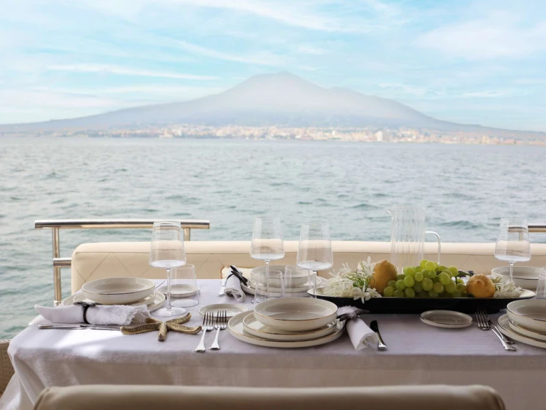 Wynajem Luksusowy jacht w Castellammare di Stabia - Terranova Yachts AZUR