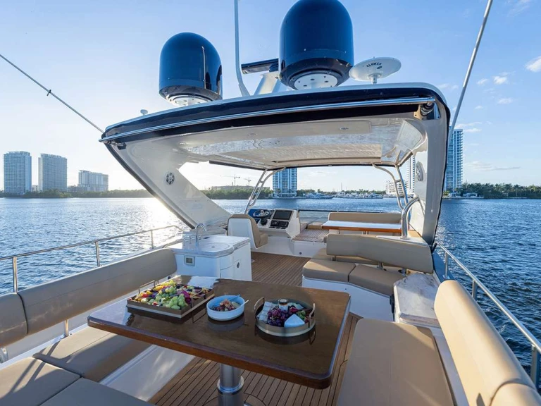 Wynajmij Luksusowy jacht z lub bez skippera Sea Ray w Nassau