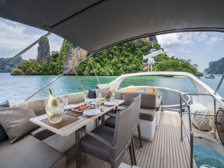 Wynajmij Princess, UK MAYAVEE w Phuket (City)