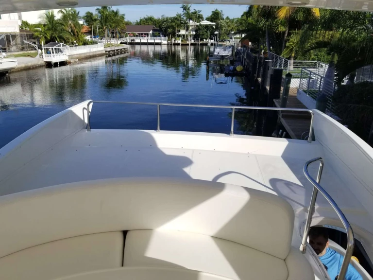 Wynajem Luksusowy jacht w Miami Beach - Azimut Shedai