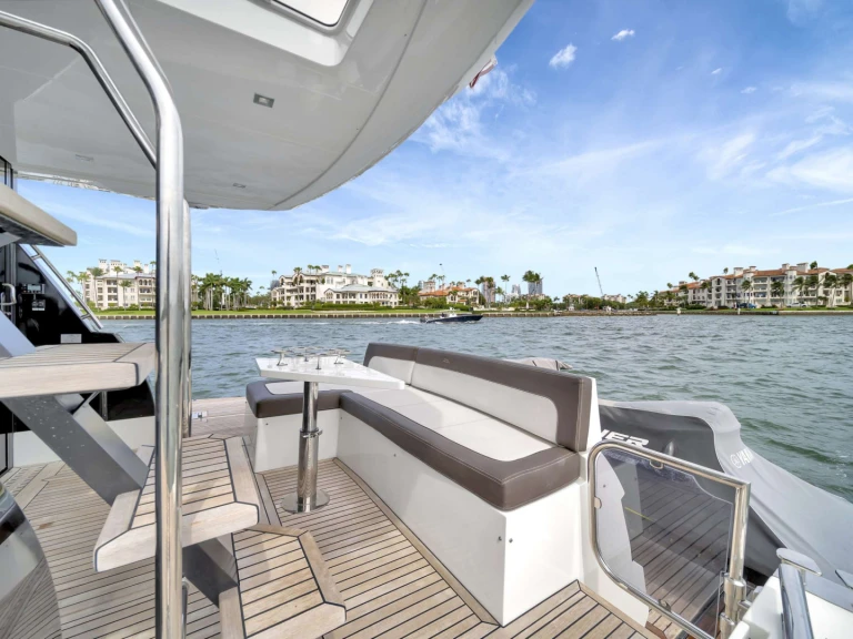 Wynajem łodzi Galeon Infinity w Miami na SamBoat 