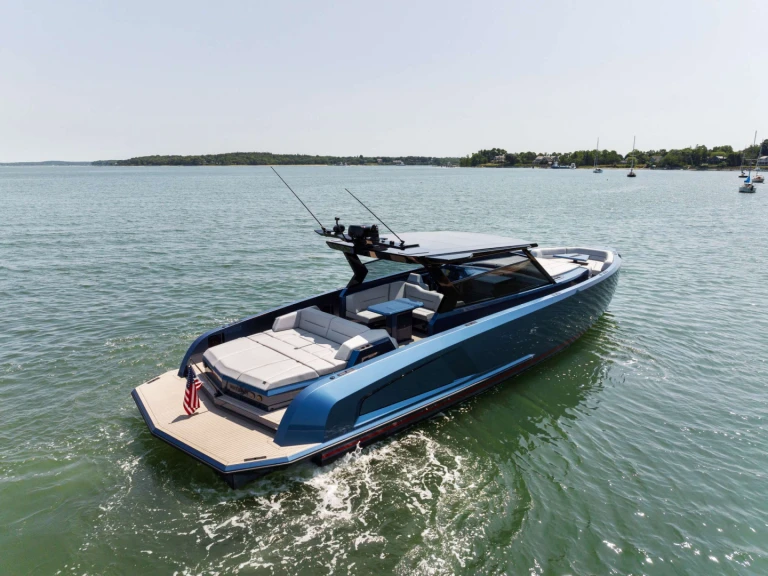 Wynajmij Luksusowy jacht z lub bez skippera Vanquish w Sag Harbor