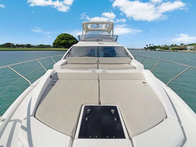 Wynajem w Miami- Azimut Kilauea na SamBoat