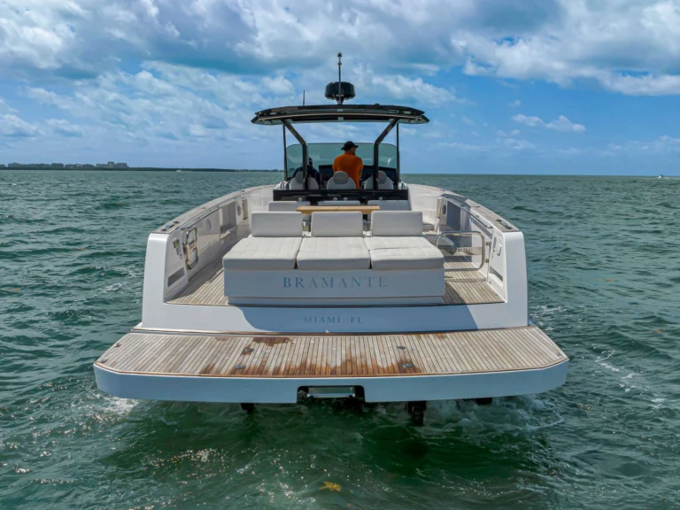 Wynajmij Luksusowy jacht z lub bez skippera Pardo Yachts w Bahamy