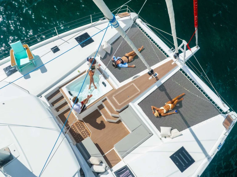 Wynajmij Luksusowy jacht z lub bez skippera Fountaine Pajot w Road Town