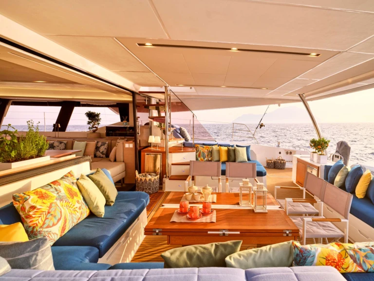 Wynajem łodzi Fountaine Pajot APHAEA w Nea Peramos na SamBoat 
