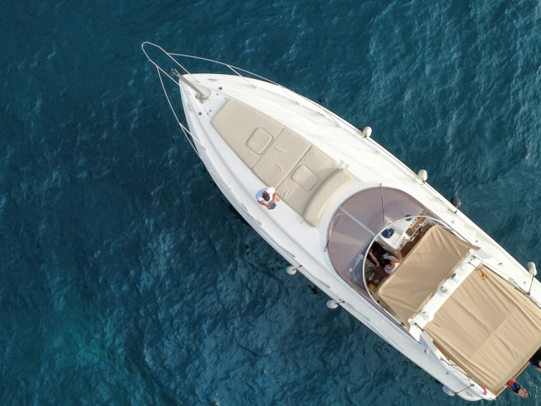 Wynajmij Sunseeker Moustique 42 w Torrevieja