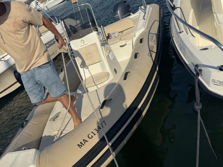 Wynajem łodzi FANALE fanale marine  w Bandol na SamBoat 
