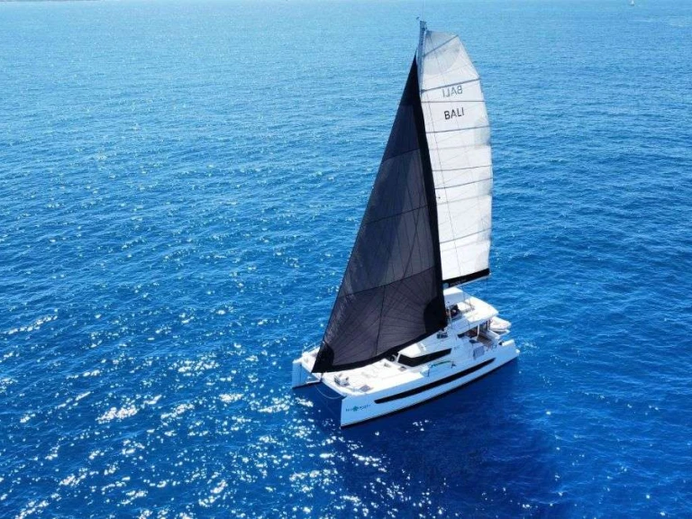 Wynajem Luksusowy jacht Bali z patentem 
