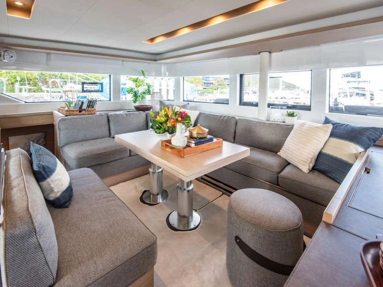 Lagoon LA SIRENA między profesjonalistami a osobami prywatnymi w Brytyjskie Wyspy Dziewicze