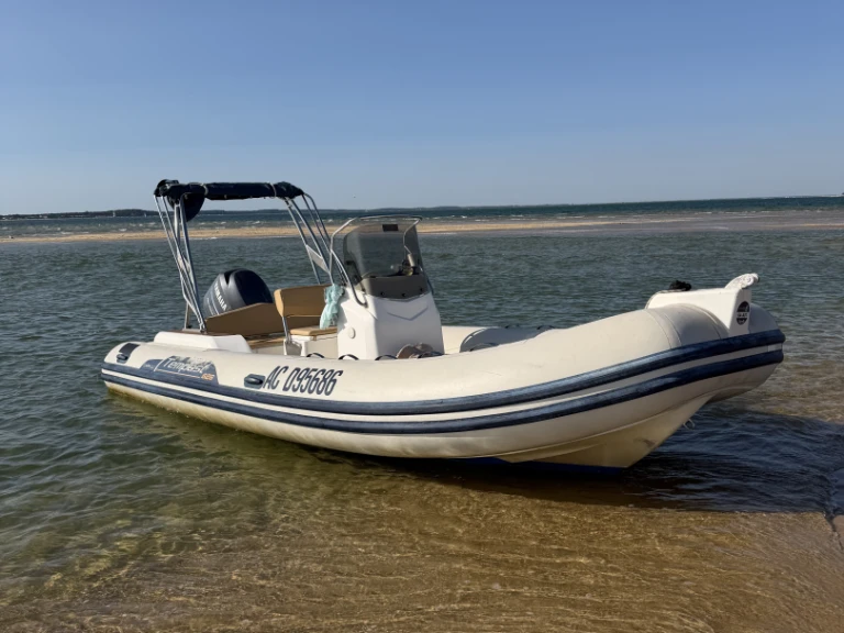 Wynajem Łódż półsztywna w Lège-Cap-Ferret - Capelli Tempest 626