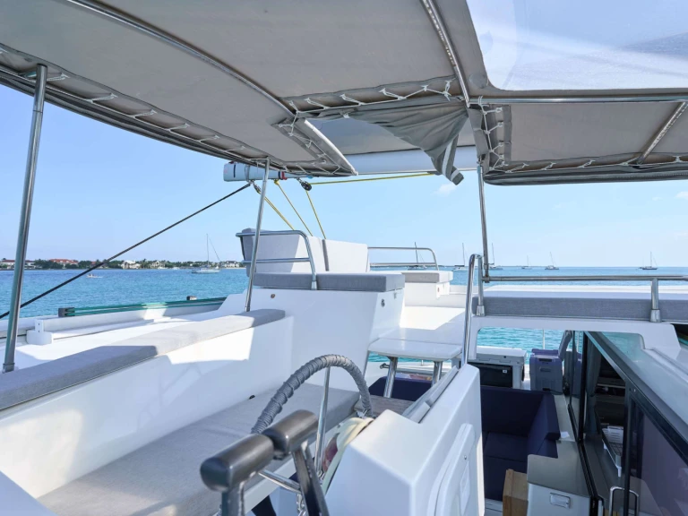 Wynajem łodzi Fountaine Pajot Stella Gazer w Nassau na SamBoat 