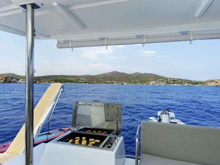 Wynajem Luksusowy jacht w Volos - Fountaine Pajot HELIDONI