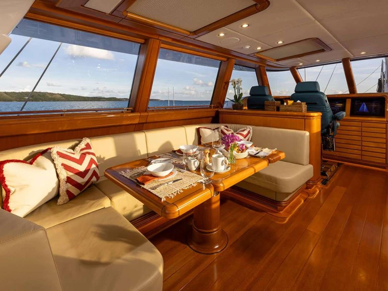 Wynajmij Royal Huisman HYPERION w Palma de Mallorca