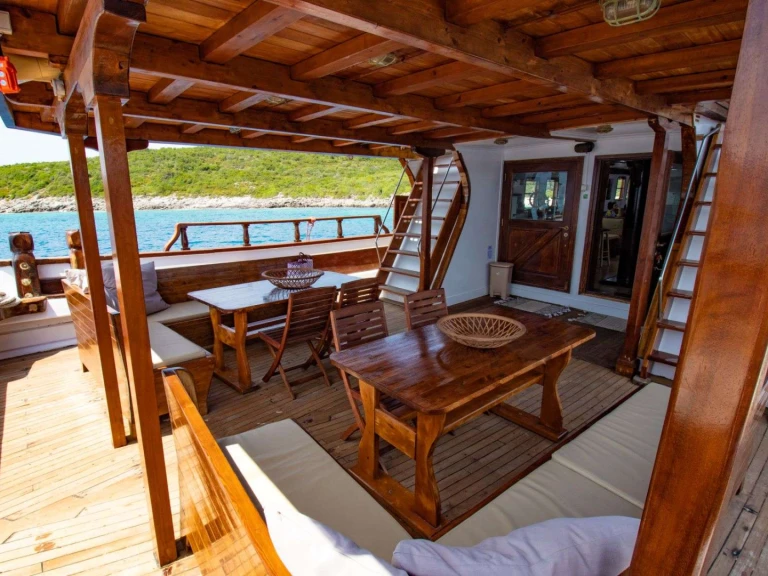 Wynajem Luksusowy jacht w Lefkada (wyspa) - Custom Gulet-Motor Sailor Aegeotissa II