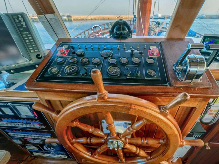 Wynajem w Piraeus- Custom Gulet-Motor Sailor THALASSA na SamBoat