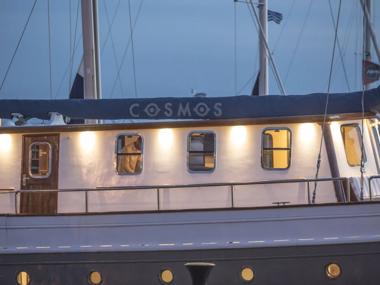 Wynajem łodzi Custom COSMOS w Alimos na SamBoat 