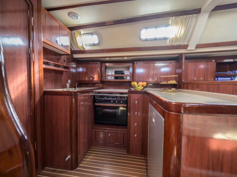Wynajem łodzi Ocean Yachts MYTHOS w Ateny na SamBoat 
