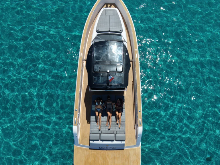 Pardo Yachts Pardo 43 między profesjonalistami a osobami prywatnymi w Francja