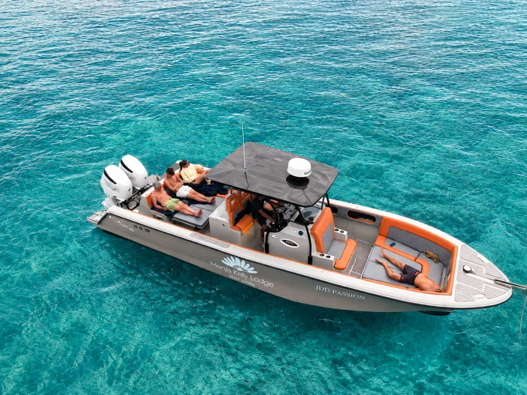 Wynajem Motorówka w Nosy Be - Cnm Octopus Yacht 360
