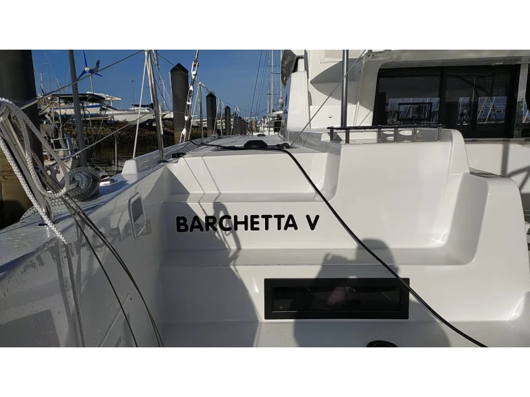 Wynajmij Katamaran z lub bez skippera Lagoon w Preveza