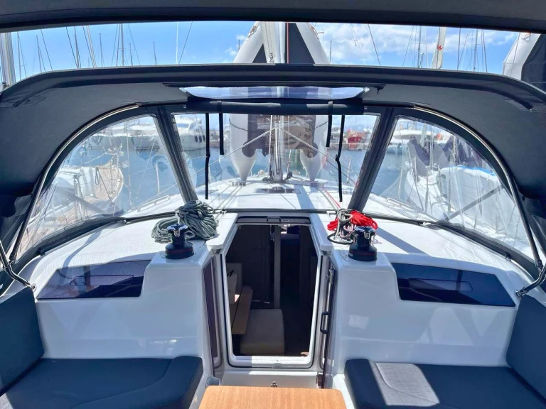Wynajem w Alimos- Bénéteau Oceanis 40.1 na SamBoat