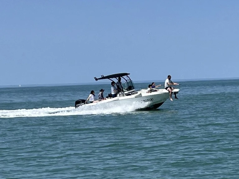 Wynajem łodzi Noirmoutier-en-l'Île tanio Cap Camarat 675