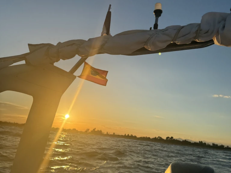 Wynajem łodzi Sacs Sacs S 750 w Empuriabrava na SamBoat 