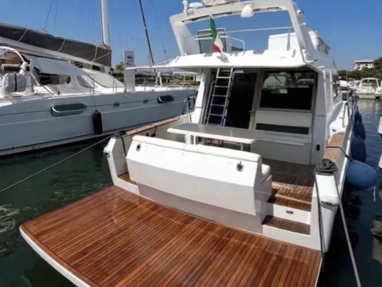 Wynajem w Golfo Aranci Port- Ferretti Ferretti 39 na SamBoat