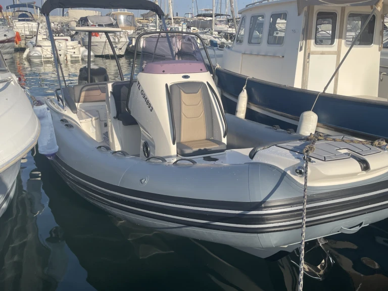 Wynajem łodzi Grand Boats G650 GOLDEN LINE w Port de Bormes-les-Mimosas na SamBoat 