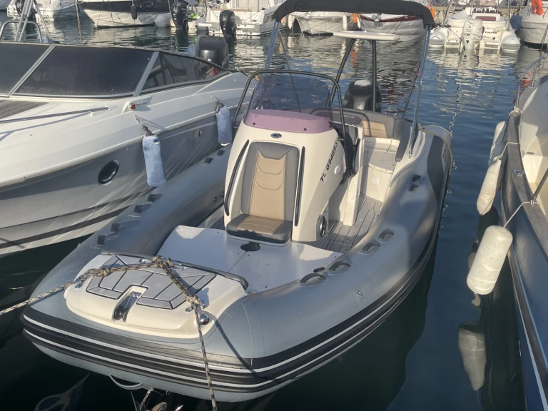 Wynajmij Łódż półsztywna z lub bez skippera Grand Boats w Port de Bormes-les-Mimosas