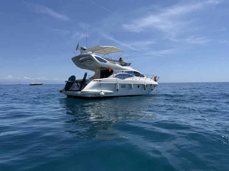 Wynajem łodzi Varazze tanio Azimut 43 Fly