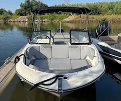 Wynajem Motorówka w Hyeres - Bayliner M19