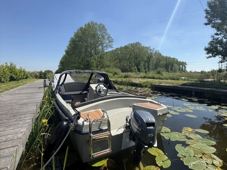 Motorówka do wynajmu w Oud Ade w najlepszej cenie