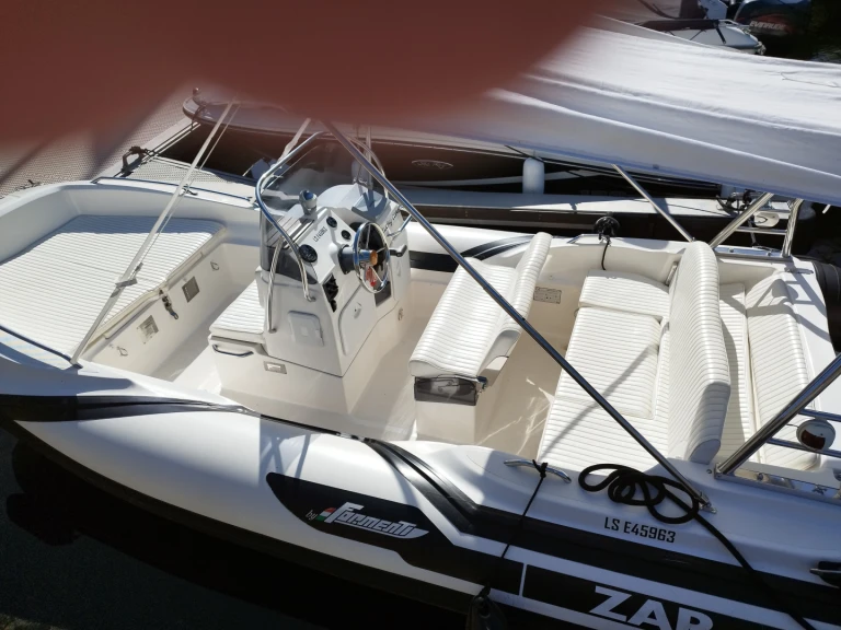 Wynajem łodzi Zar Zar 53 w Grand Port d'Aix-les-Bains na SamBoat 