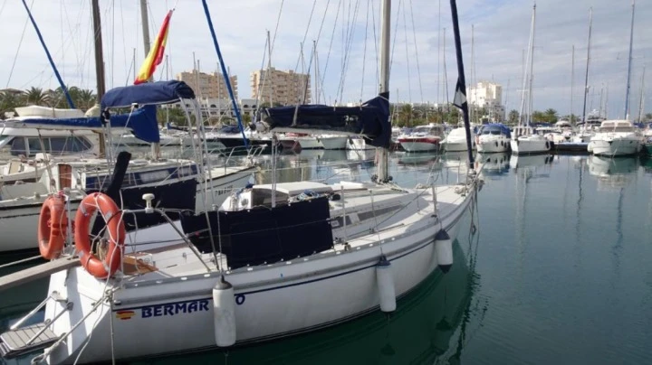 Wynajem łodzi Jeanneau Aquila w La Manga na SamBoat 